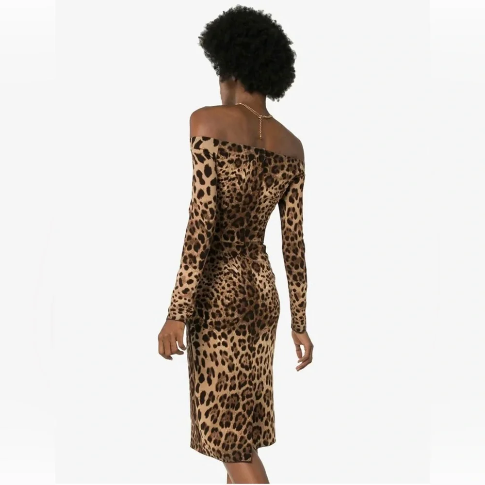 Dolce & Gabbana AUTHENTIC off the shoulder dress - Picture 5 of 8